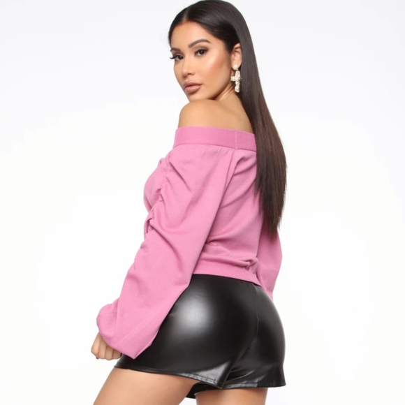 Sweater - Picture 2 of 6